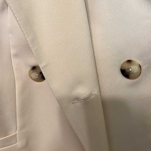 FIGL Double Button Cream Lined Blazer Size XL - Picture 2 of 4